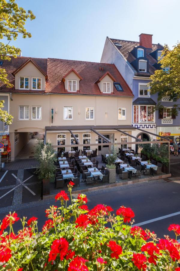 Pfeiler'S Buergerstueberl - Hotel Feldbach  Exterior photo
